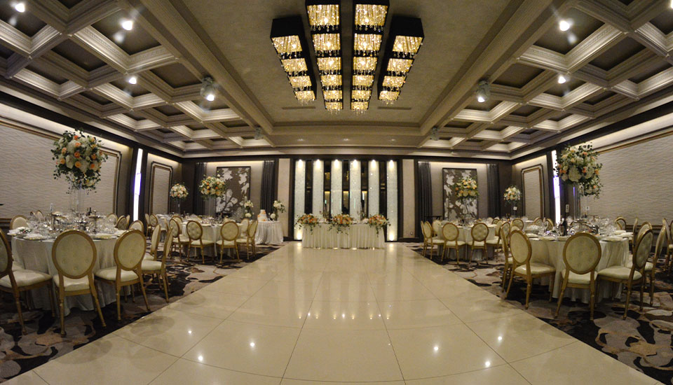 Renaissance-Crystal-Ballroom-4